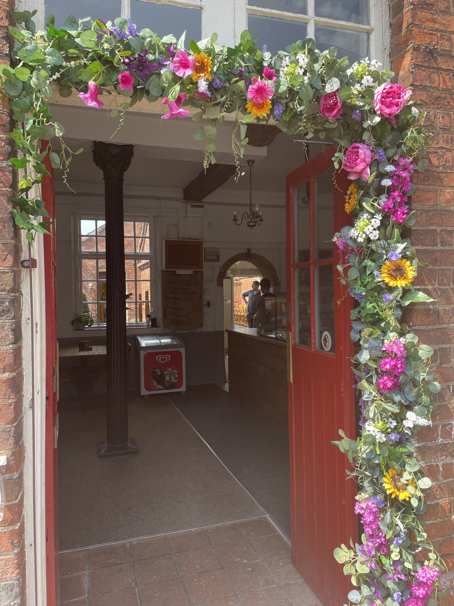 i1srentoQ0qs+IndgWa0Fw Ferrers Centre